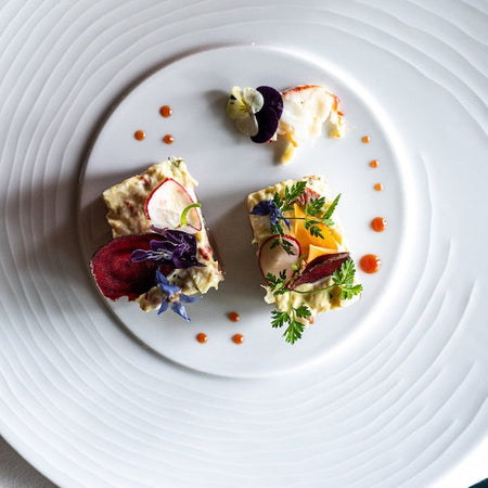 Tartare de Daurade Royale & Homard Breton, sauce gravelax à l'estragon